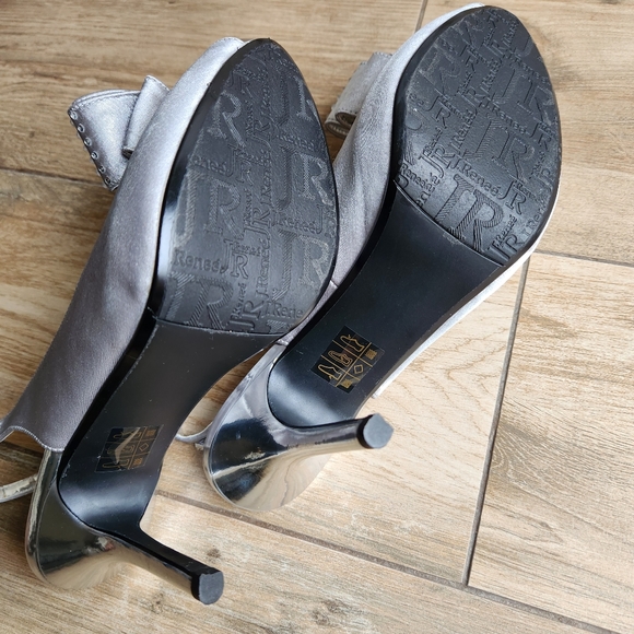 NWOB J. Reneé Queenie Silver Bow Slingback Peeptoe Heels 8M - Picture 6 of 8